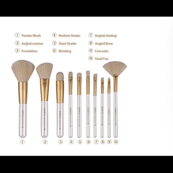 Professional Makeup Brushes - Picture 2 of 3